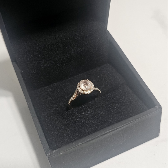 Morganite Engagement Ring
1/3 ct tw Diamonds
14k Rose Gold - Picture 3 of 4
